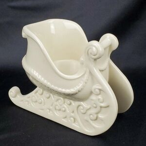 Partylite Porcelain Sleigh P0430 - White Ceramic Sleigh Candle Holder